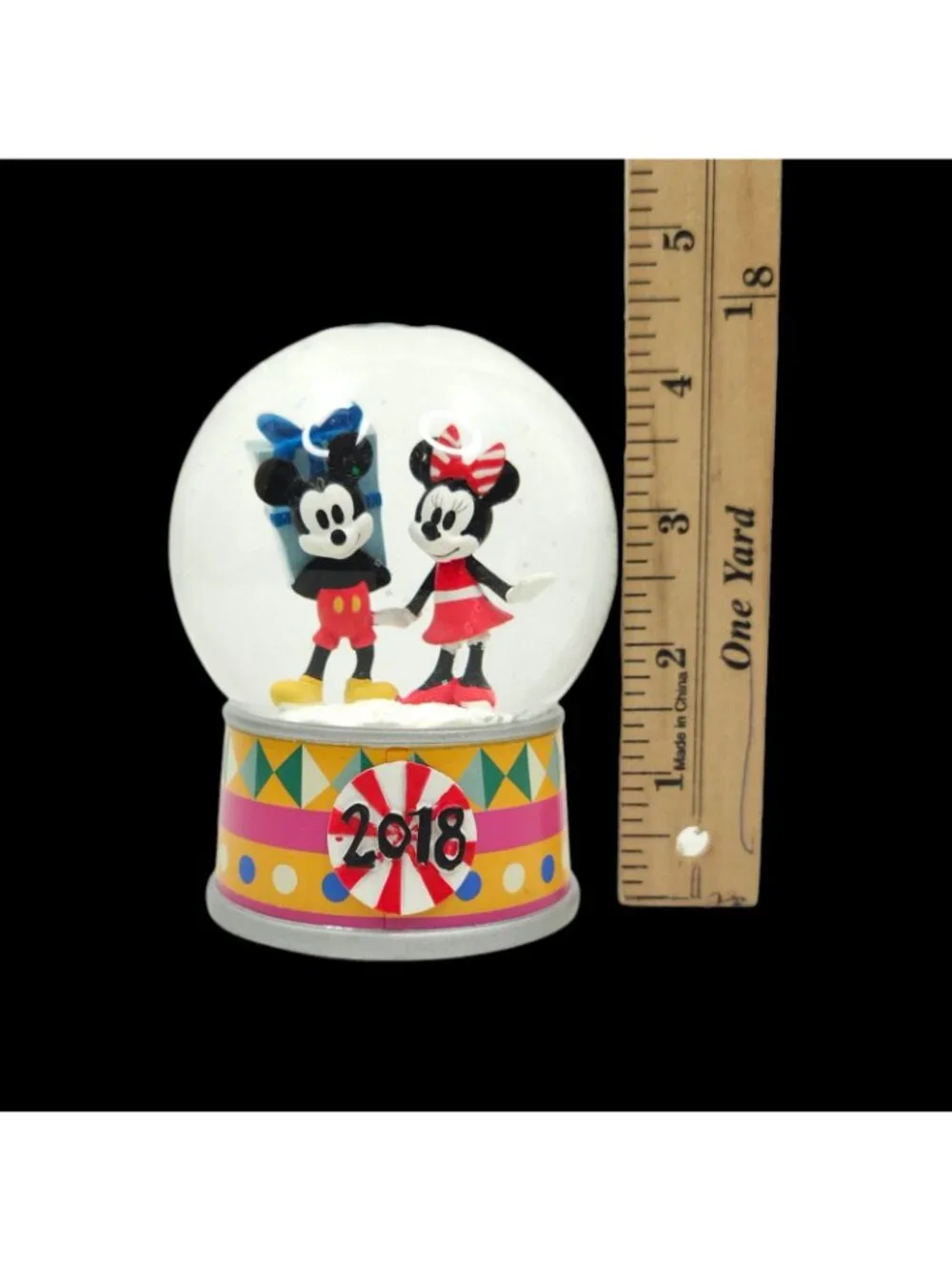 Disney Mickey and Minnie Mouse 2018 Holiday Snow Globe Collectible Original Box